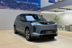 黑白体育官方入口-又是蔚来新车，车长5365mm+6座，大型SUV仅4.3秒提速